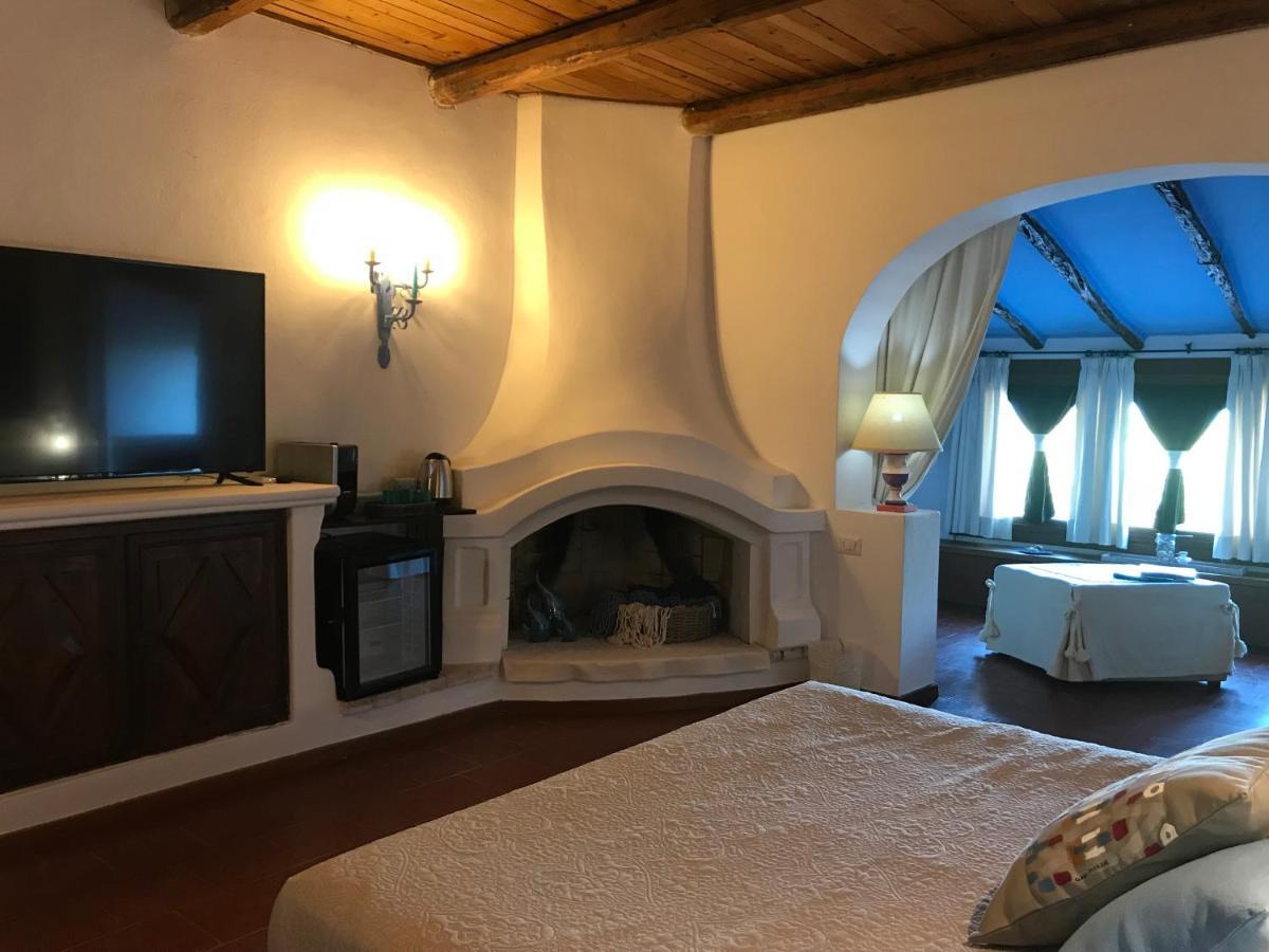 Palmasera Charming Suites Кала Гононе Екстериор снимка